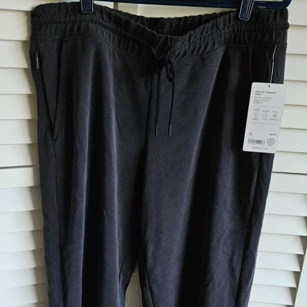 Athleta Seasoft Straight Crop- size large, color black NWT